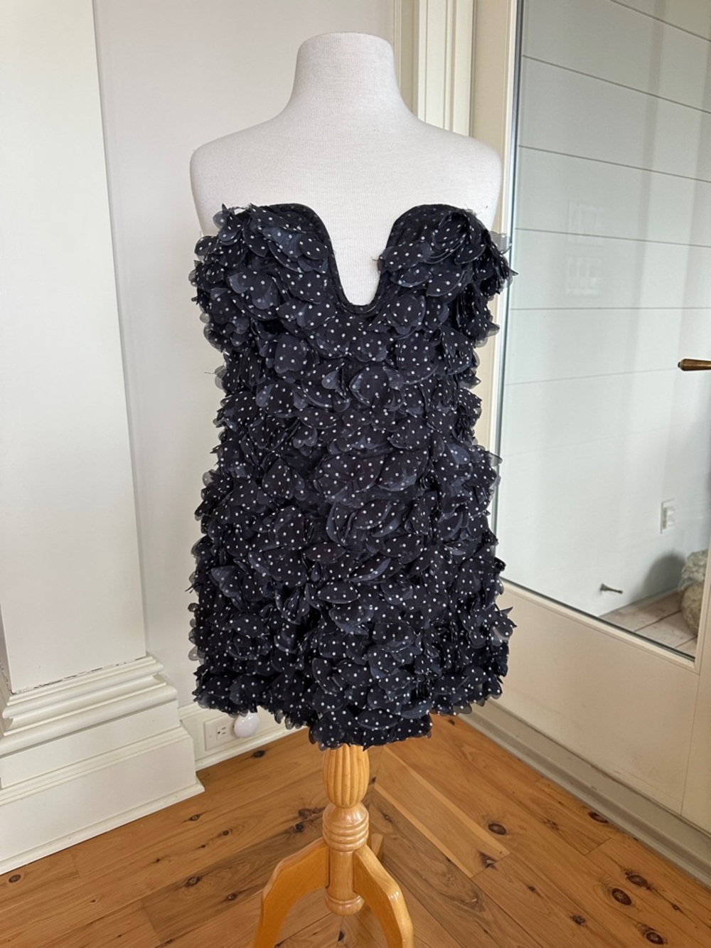 Maeve Anthropologie 6 Women’s Black Polka Dot Petal-Detail Strapless Dress